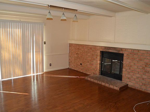5th image of 1041 Northwood Dr
