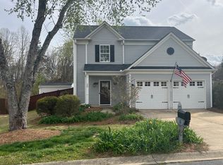 20 Waterfield Ct, Greer, SC 29650