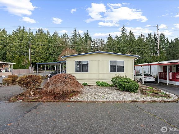 2nd image of 1316 91st Avenue SE #3
