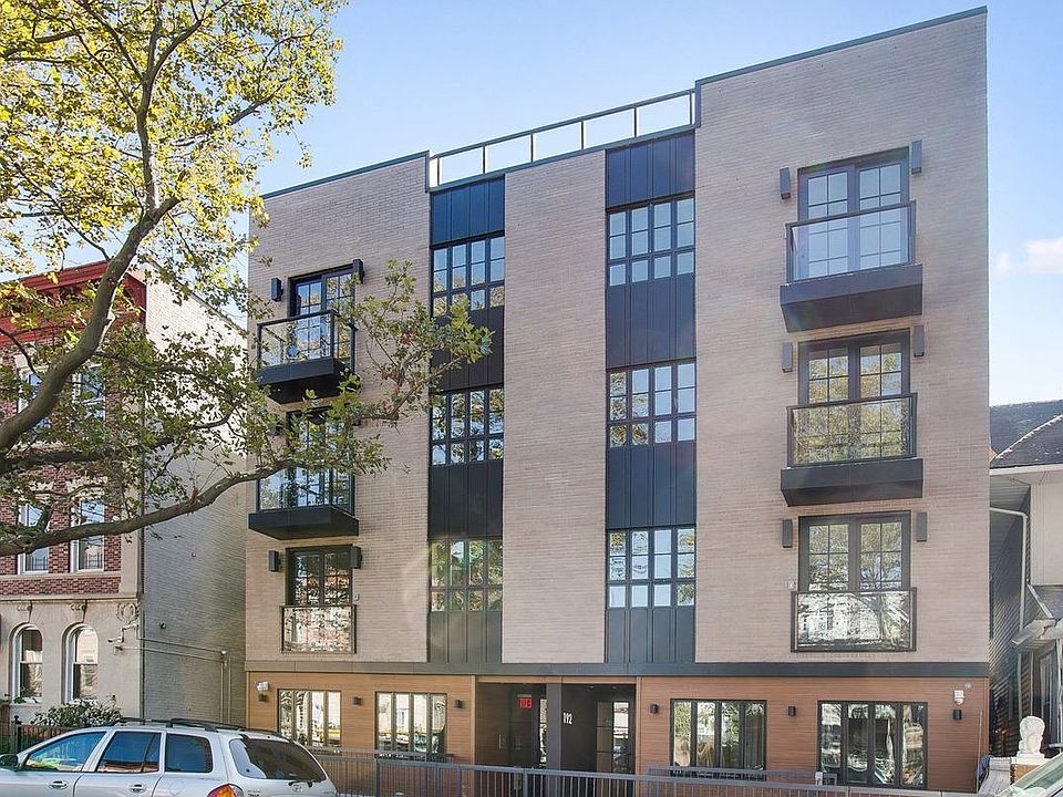 1st image of 194 Hawthorne St #4BV