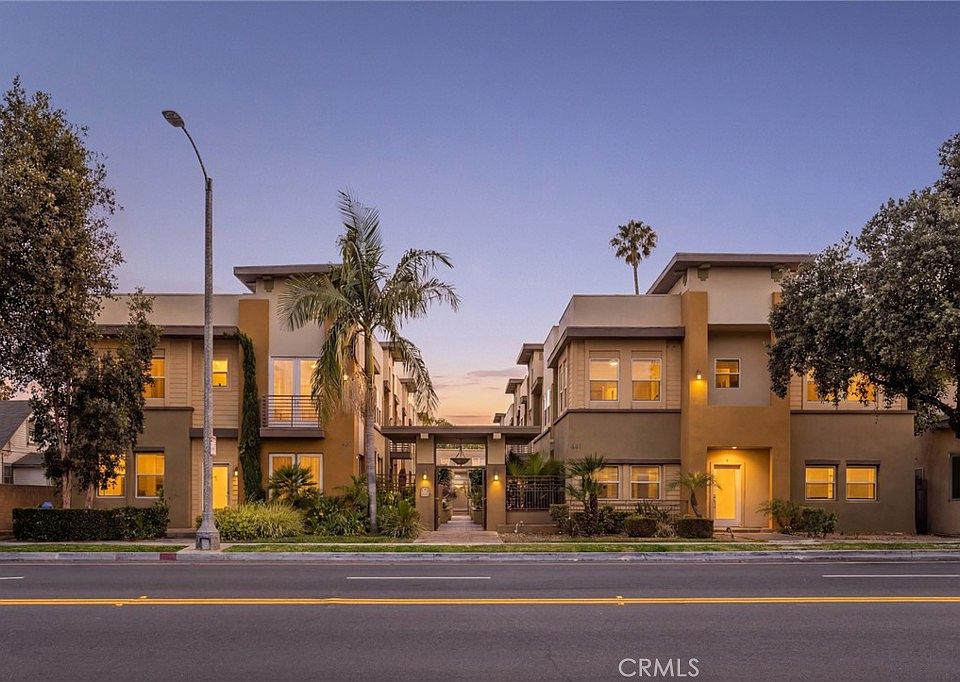 1st image of 431 N Los Robles Ave Unit 2