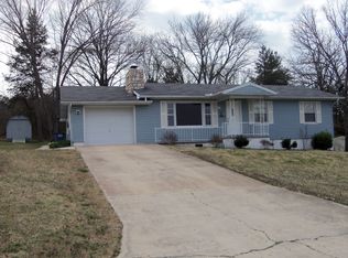 717 Wayland Dr, Forsyth, MO 65653