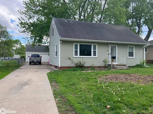 406 NE Grant St, Greenfield, IA 50849