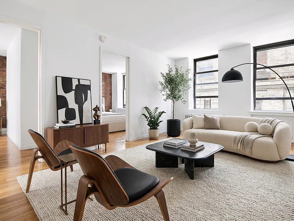 35 Grove St #1M