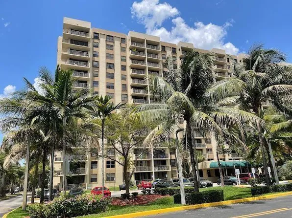 1470 NE 123rd St #A408, North Miami, FL 33161