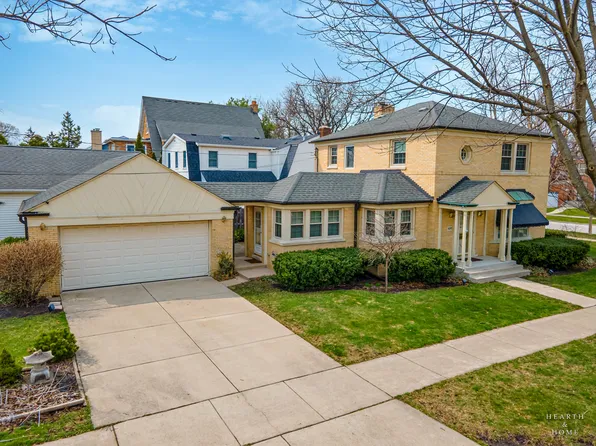 400 W Milburn Ave, Mount Prospect, IL 60056