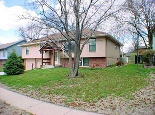 5830 SW 28th Ter, Topeka, KS 66614