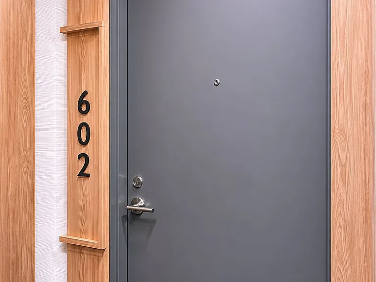 65 Mutual St #602 — Photo 3