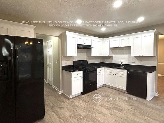 5th image of 1401 Chapel Hill Ln SW