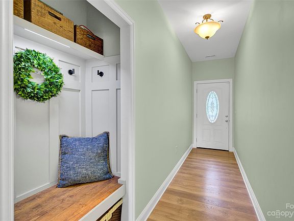 5th image of 176 Bevis Ln