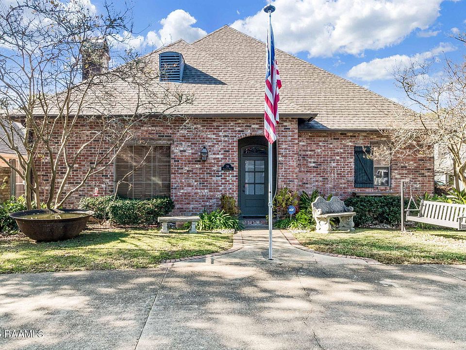 1st image of 36 Audubon Oaks Blvd