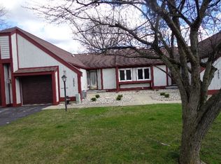 2023 Augusta Dr, Jackson, MI 49201