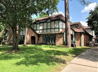 5702 Havenwoods Dr, Houston, TX 77066