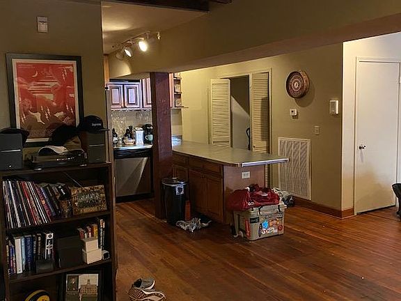 4th image of 2228 University Blvd #C