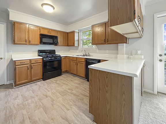 2nd image of 214 Whorley Dr