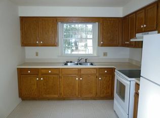 81 Valley Rd, Lancaster, PA 17601