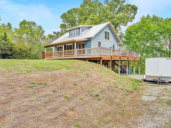 2nd image of 2866 Rucker Rd