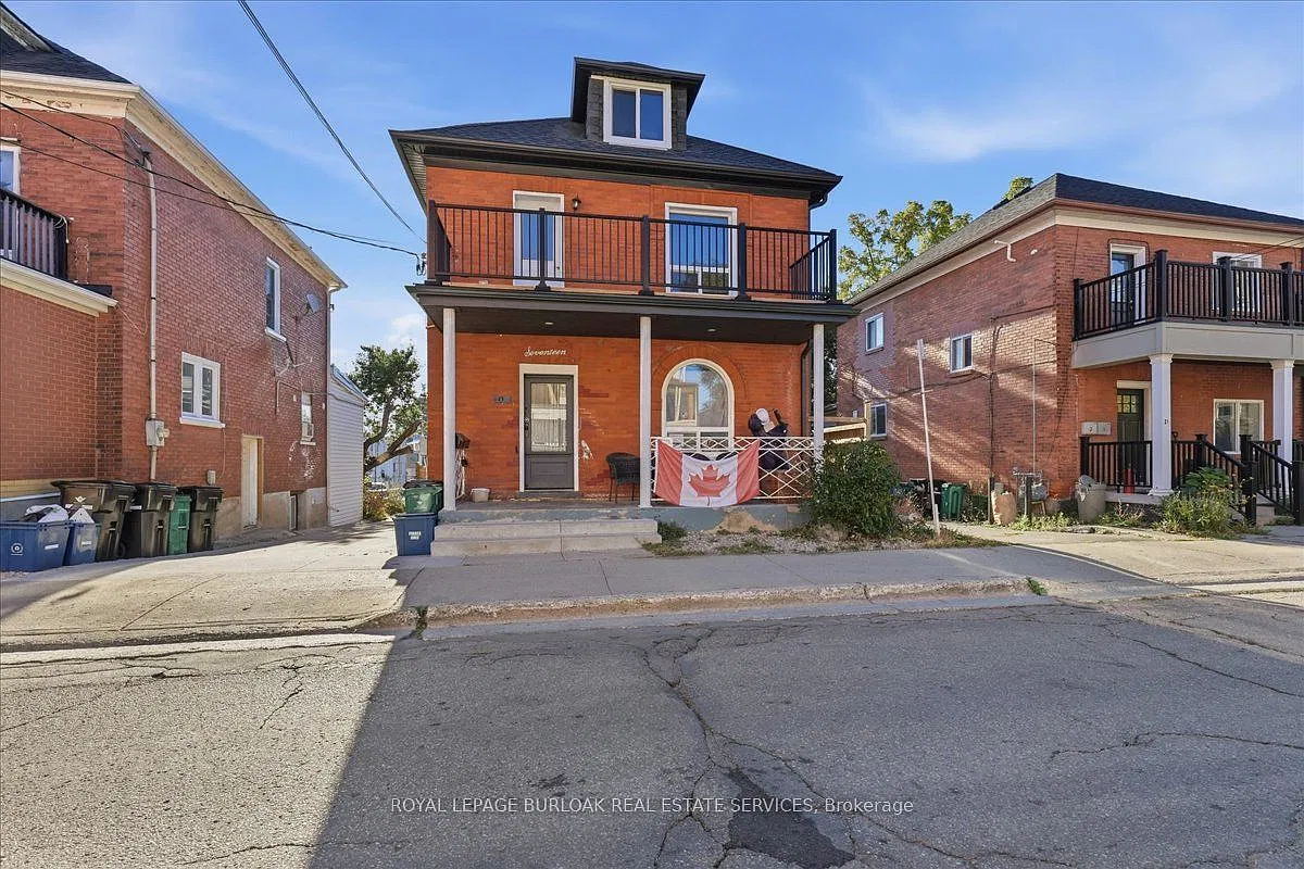 3 bed, $2,100 — Photo 1