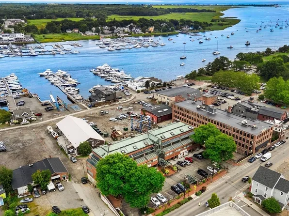 58 Merrimac St APT 2-5, Newburyport, MA 01950