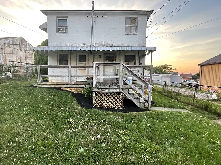 19 E Lancaster St — Photo 12