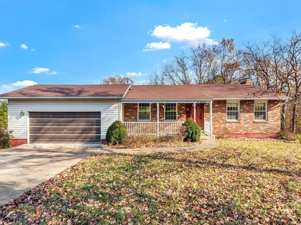 2923 Corral Ct, Villa Ridge, MO 63089