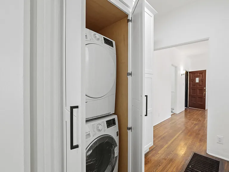 In-Suite Washer & Dryer