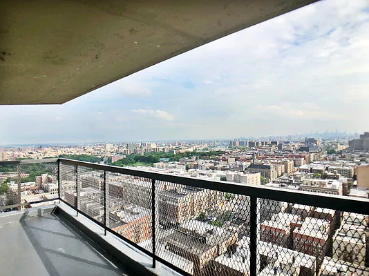 Rented by Bohemia Realty Group | media 2