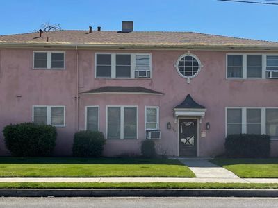 862 E Pine Ave, Fresno, CA, 93728