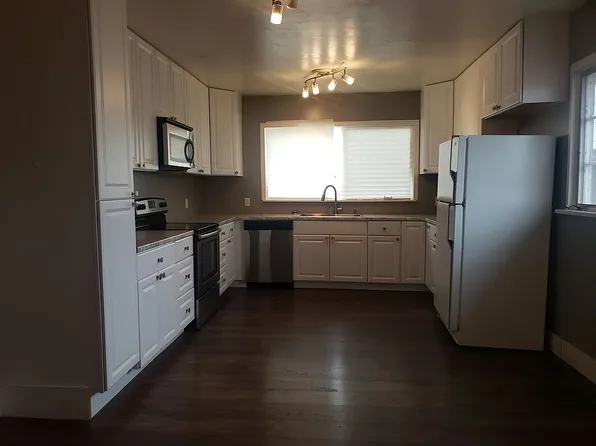 131 1st Ave W, Sunburst, MT 59482