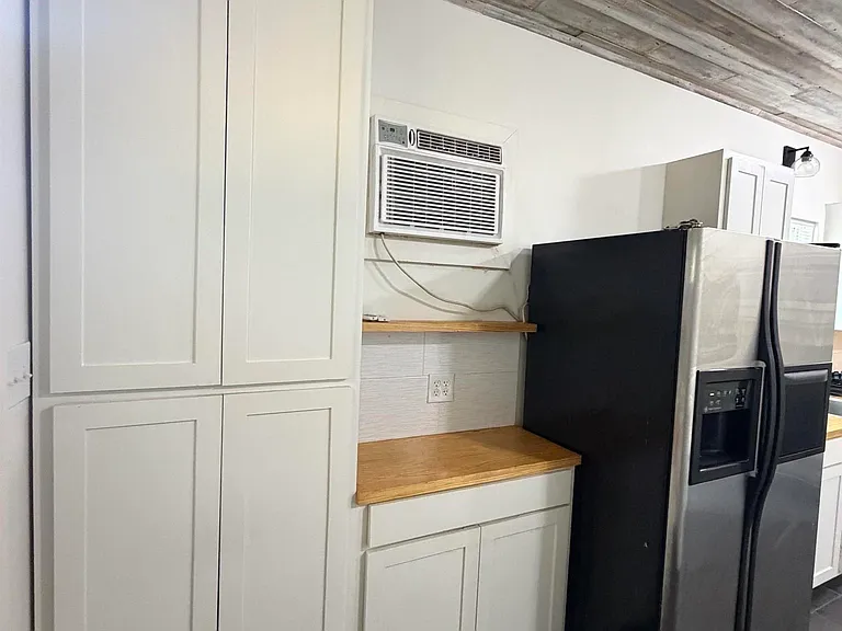 202 Belleview Dr — Photo 16