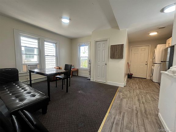 4th image of 164-33 77th Avenue