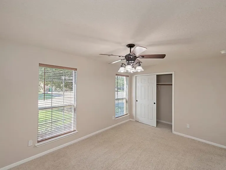 19218 Dawntreader Dr — Photo 18