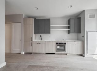 1024 N Clark St #702, Chicago, IL 60610