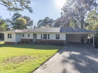 905 Howard Rd, Starkville, MS 39759