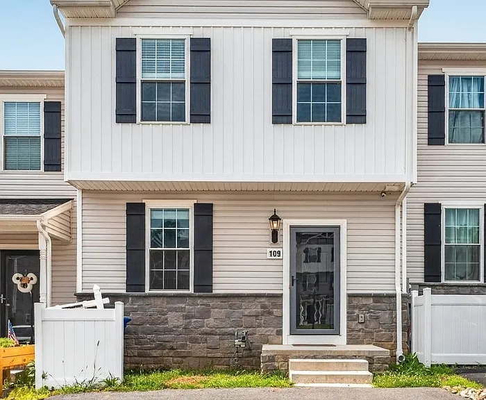 109 Holstein Dr — Photo 1