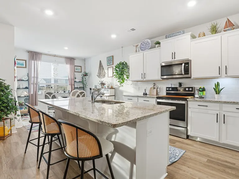 564 Foxtail Dr — Photo 14