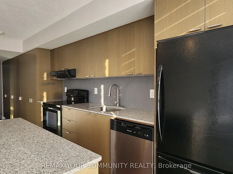 110 Charles St E #1704 — Photo 12