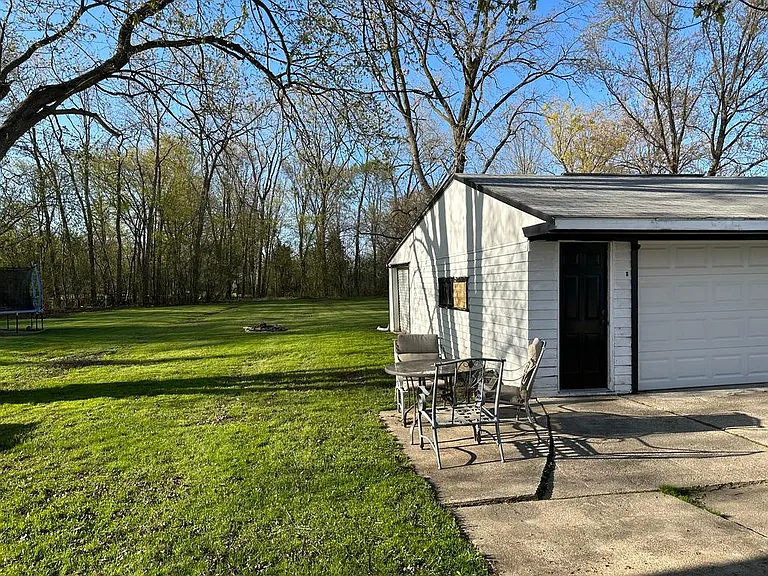 921 Vanderpool Dr — Photo 13