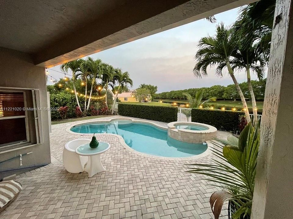1st image of 4339 Foxtail Ln #4339