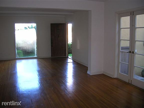 272 LV to Front Door