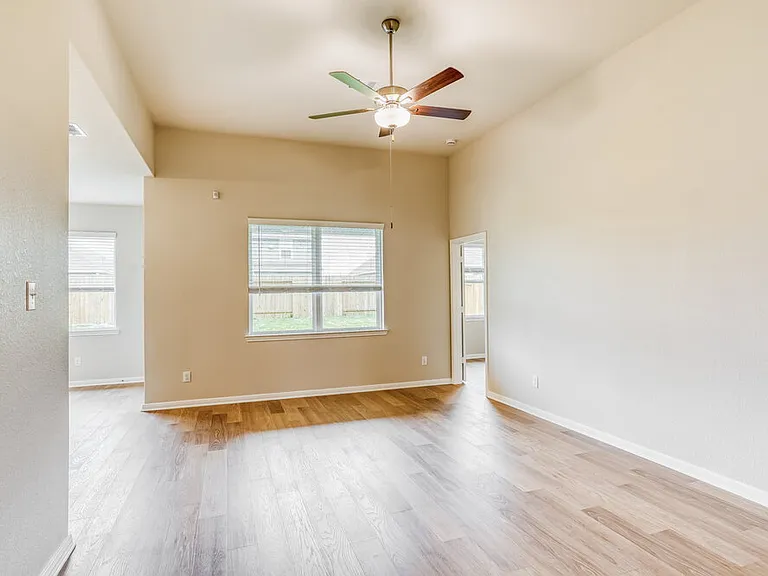 425 San Miguel Creek Dr — Photo 4
