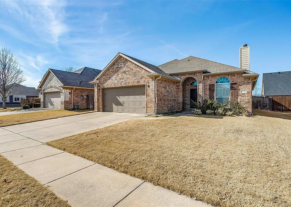 4244 Summersweet Ln