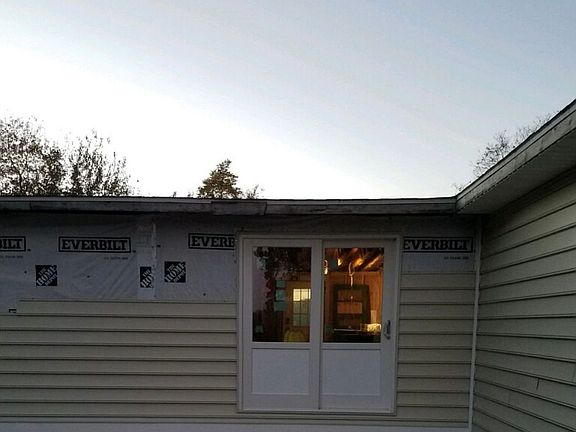 4th image of 342 Railroad Ave
