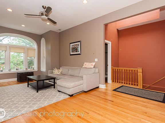 3rd image of 2041 W Potomac Ave #3