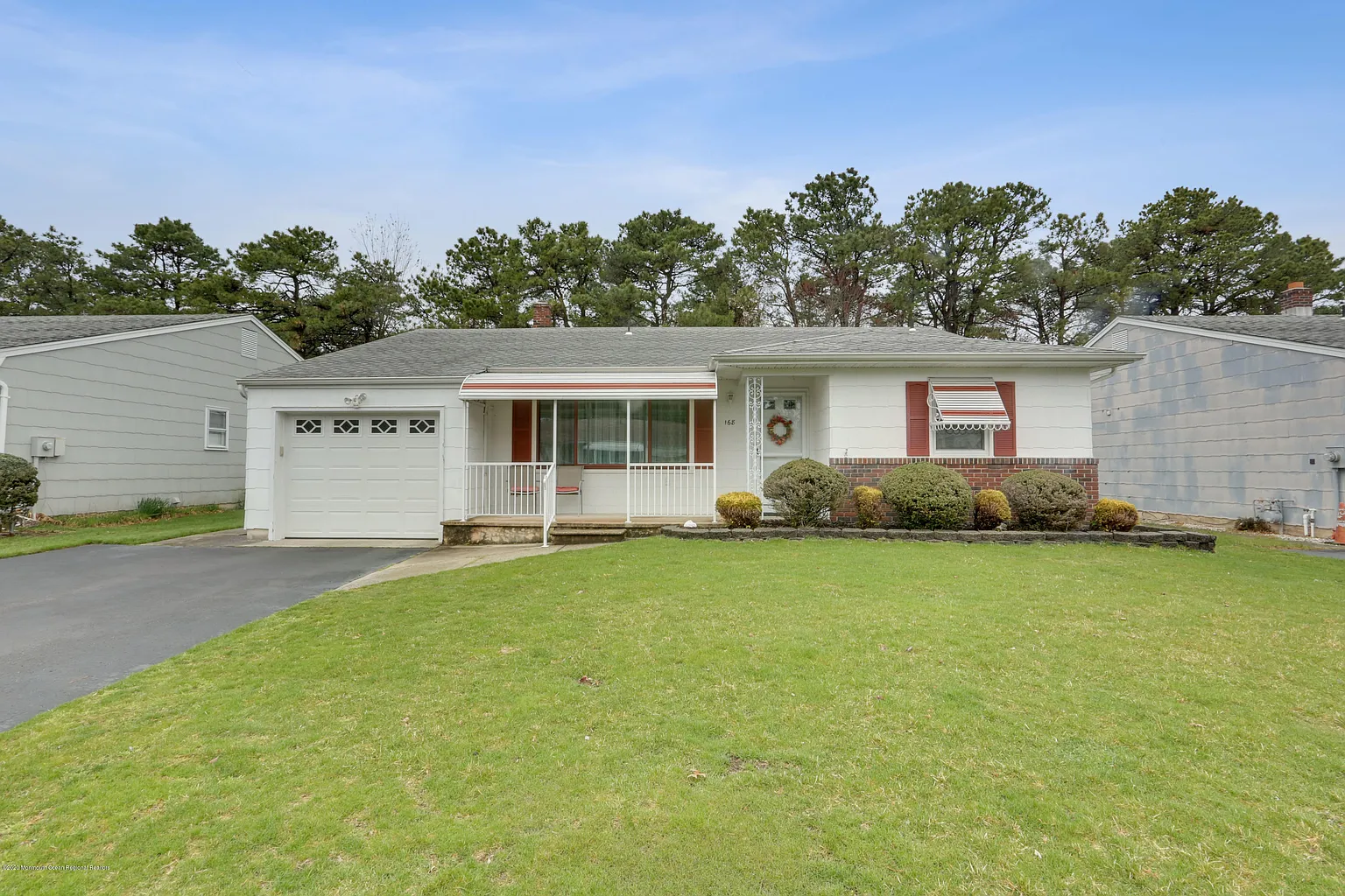 168 Castleton Dr photo 1