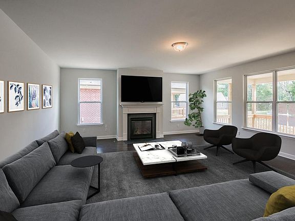 5th image of 605 Inez Dr