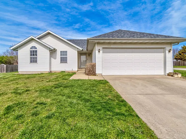 107 N Sedona Lane, Willard, MO 65781
