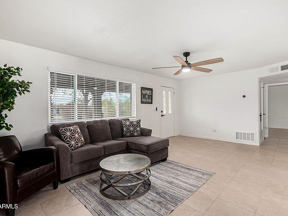 4th image of 7458 E CLOVIS Circle