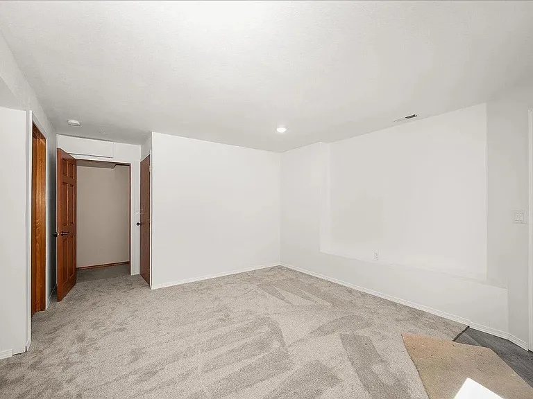 7175 S Cedar Rd — Photo 24