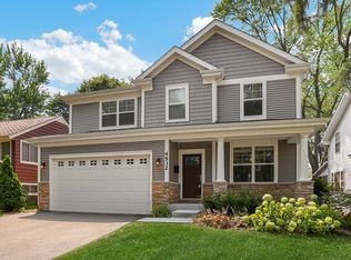 4532 Woodward Ave, Downers Grove, IL 60516